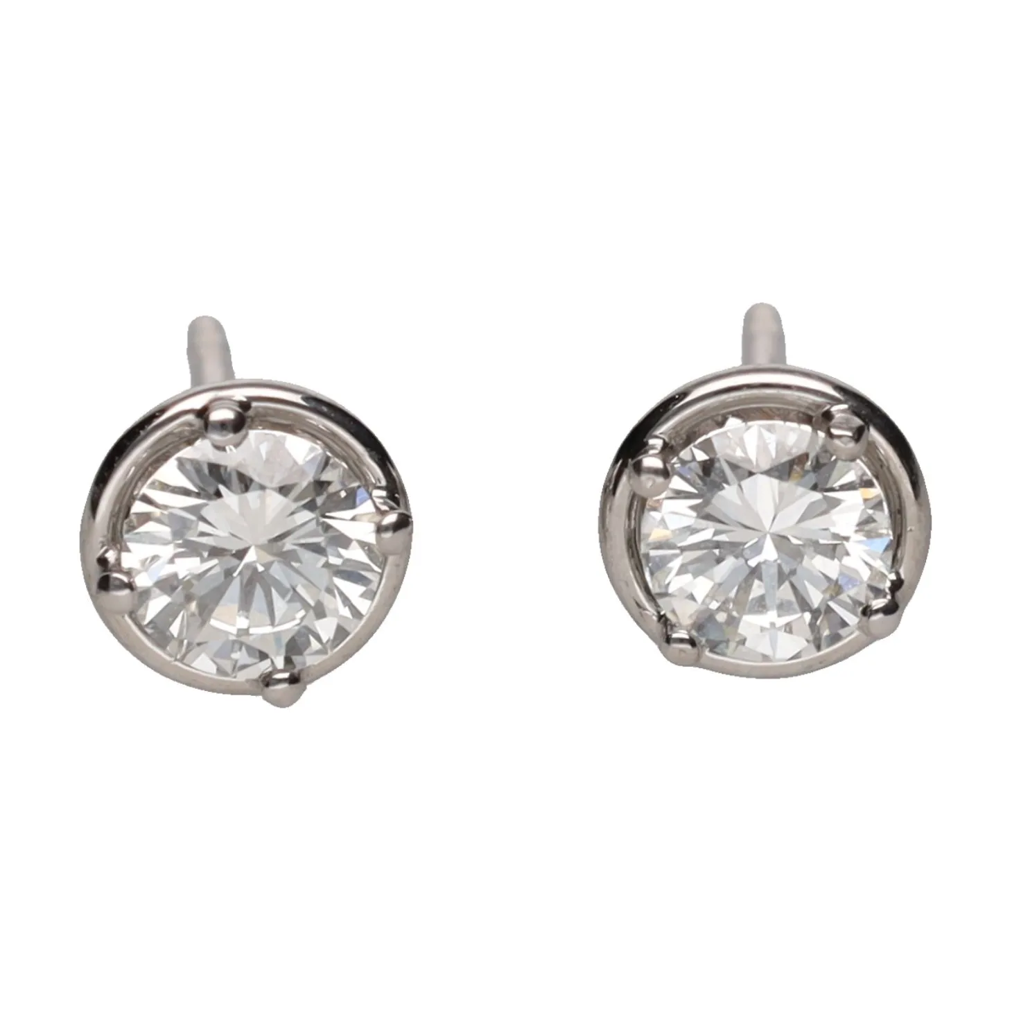 PENDIENTES Pendientes dormilonas en oro blanco con brillantes.