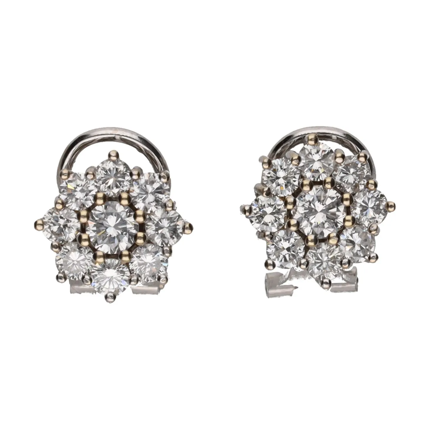 PENDIENTES Pendientes en oro blanco con brillantes.
