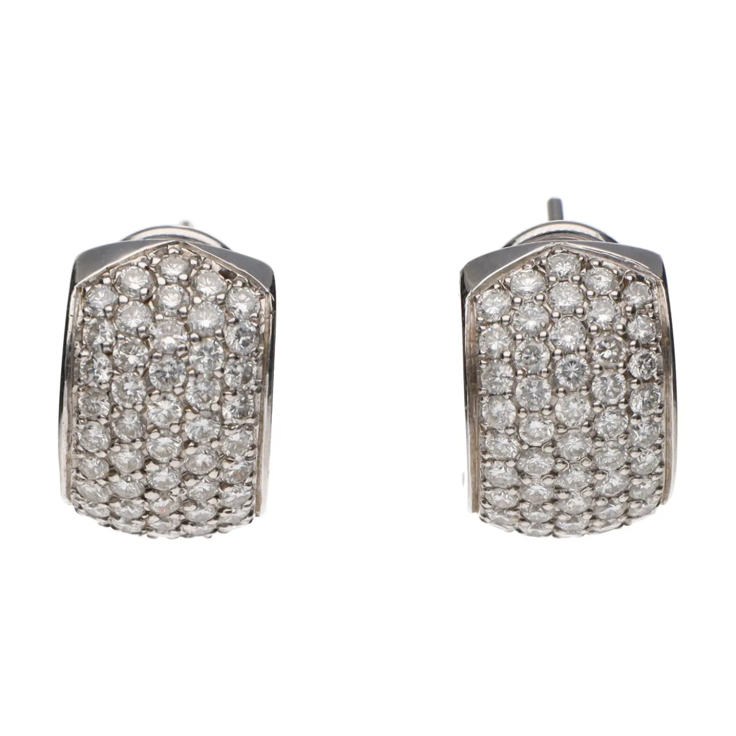 PENDIENTES Pendientes en oro blanco con brillantes.