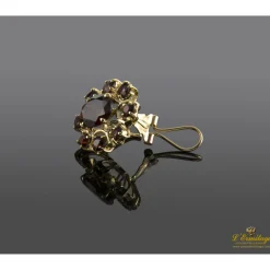 PENDIENTES Pendientes en oro amarillo con granates