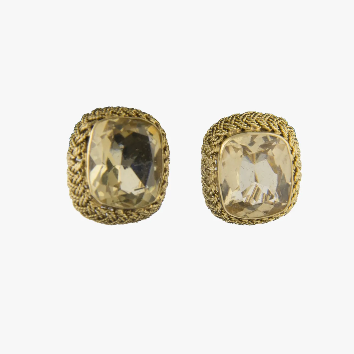 PENDIENTES Pendientes en oro amarillo y citrinos.