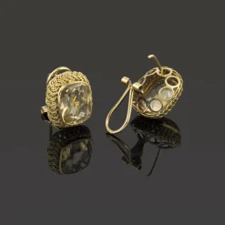PENDIENTES Pendientes en oro amarillo y citrinos.