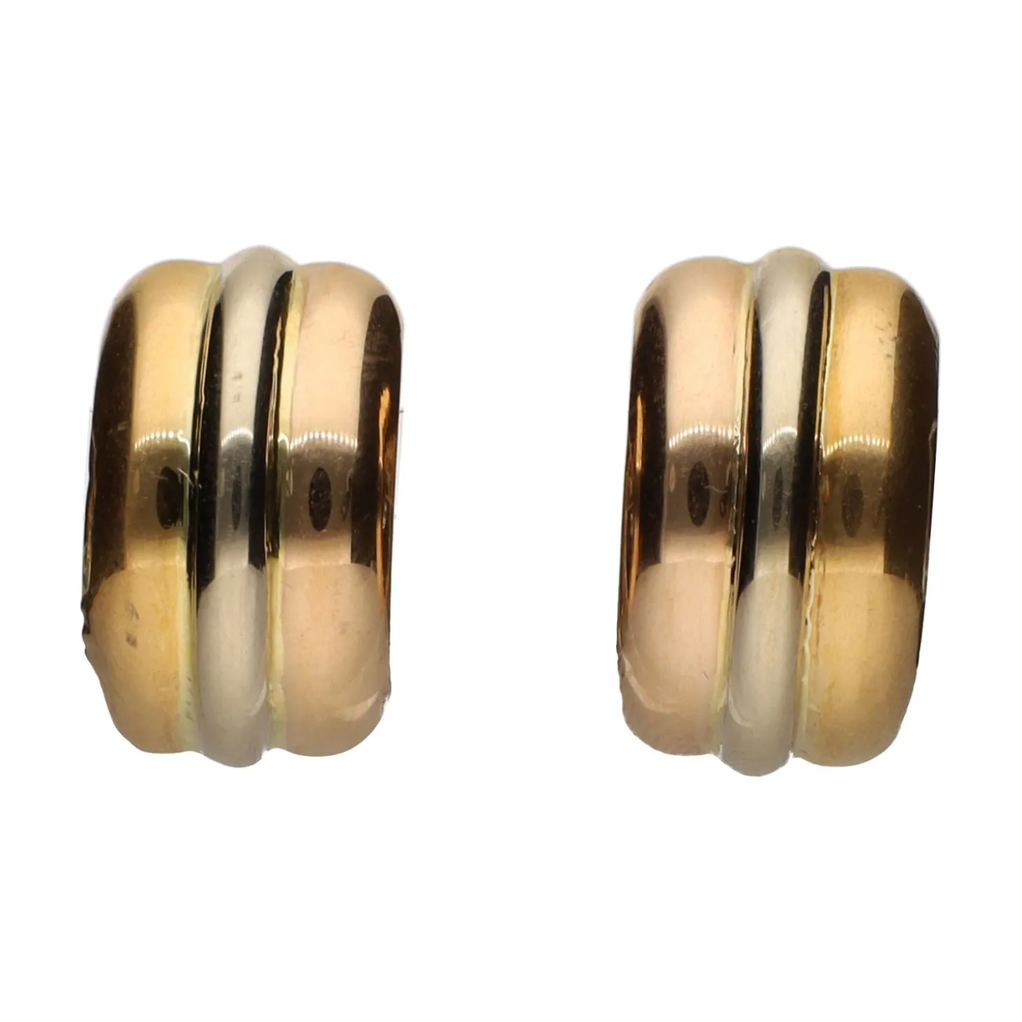 PENDIENTES Pendientes en oro amarillo detalles con gallones.