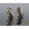 PENDIENTES Pendientes en oro amarillo con motivos en forma de gayones
