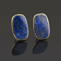 PENDIENTES Pendientes en oro amarillo y lapislazuli.