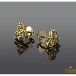 PENDIENTES Pendientes en oro amarillo con brillantes.