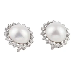 PENDIENTES Pendientes en oro blanco con perlas y diamantes.