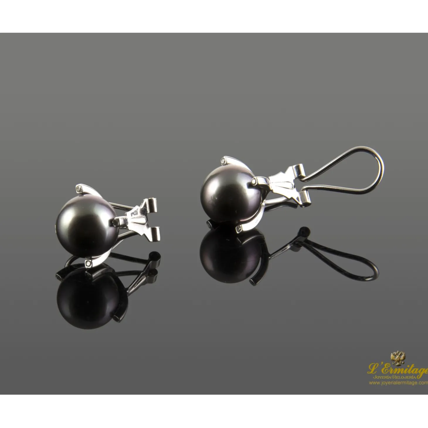 PENDIENTES Pendientes en oro blanco con perlas tahiti y brillantes