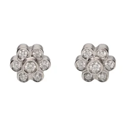 PENDIENTES Pendientes en oro blanco con brillantes.
