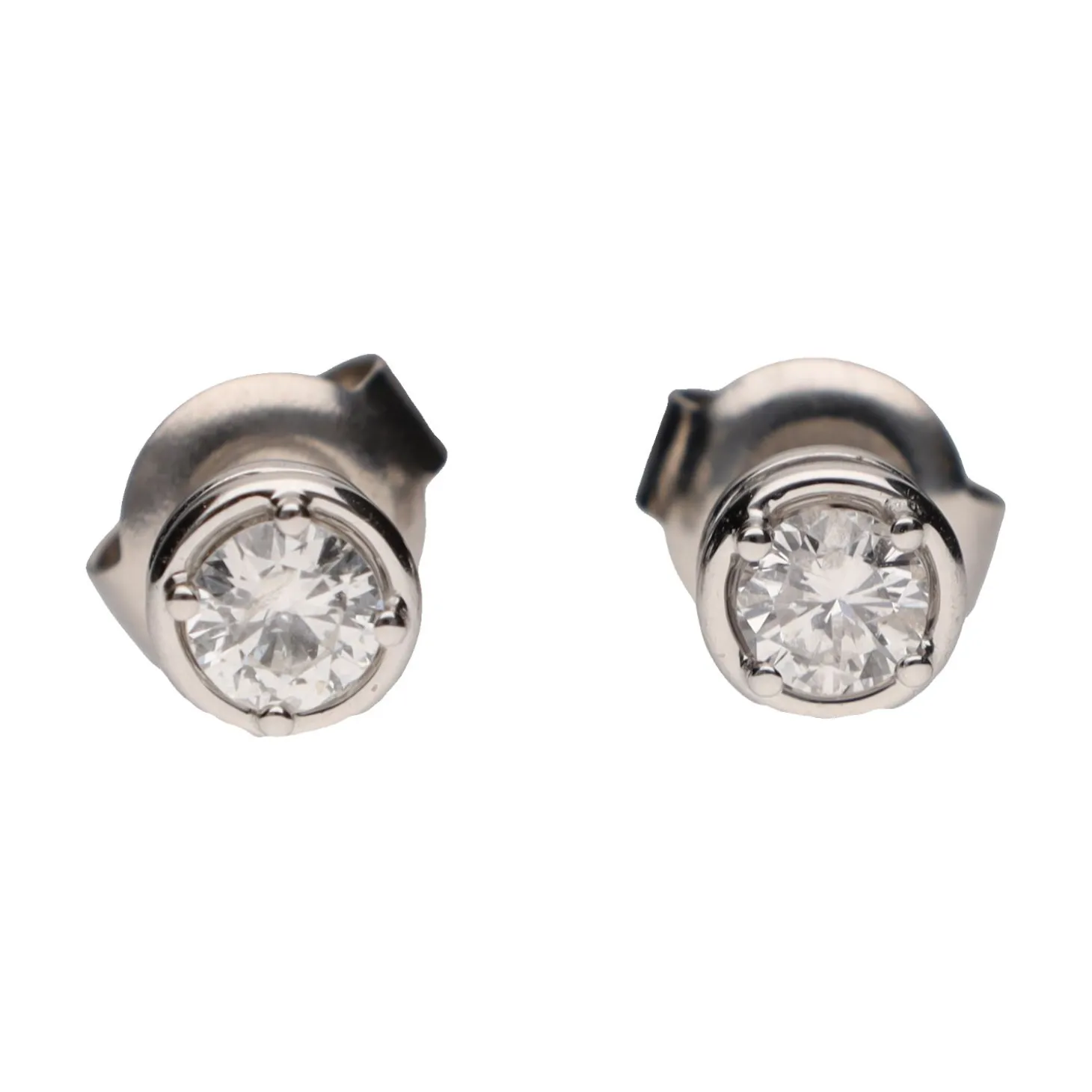 PENDIENTES Pendientes en oro blanco con brillantes.