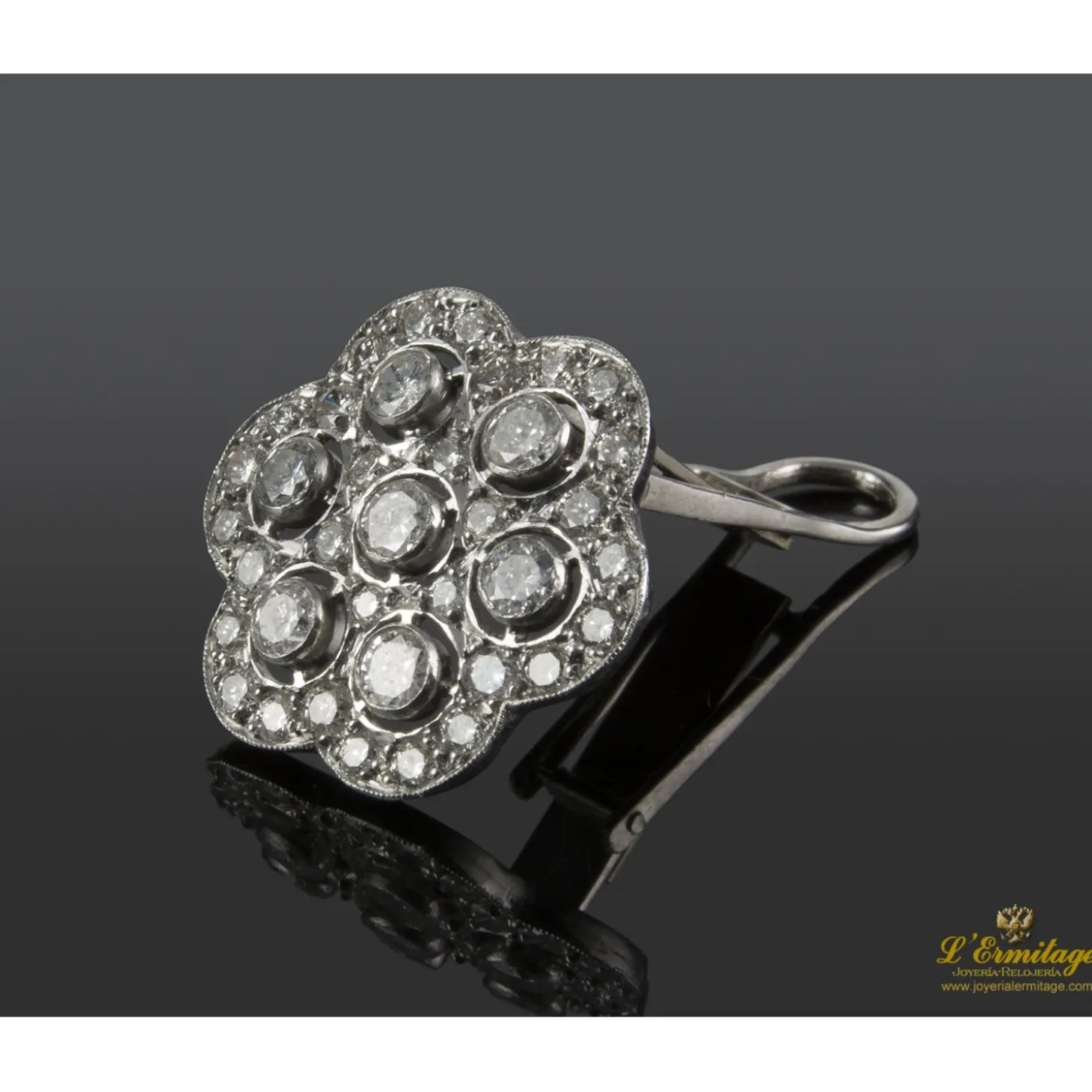 PENDIENTES Pendientes en oro blanco con brillantes