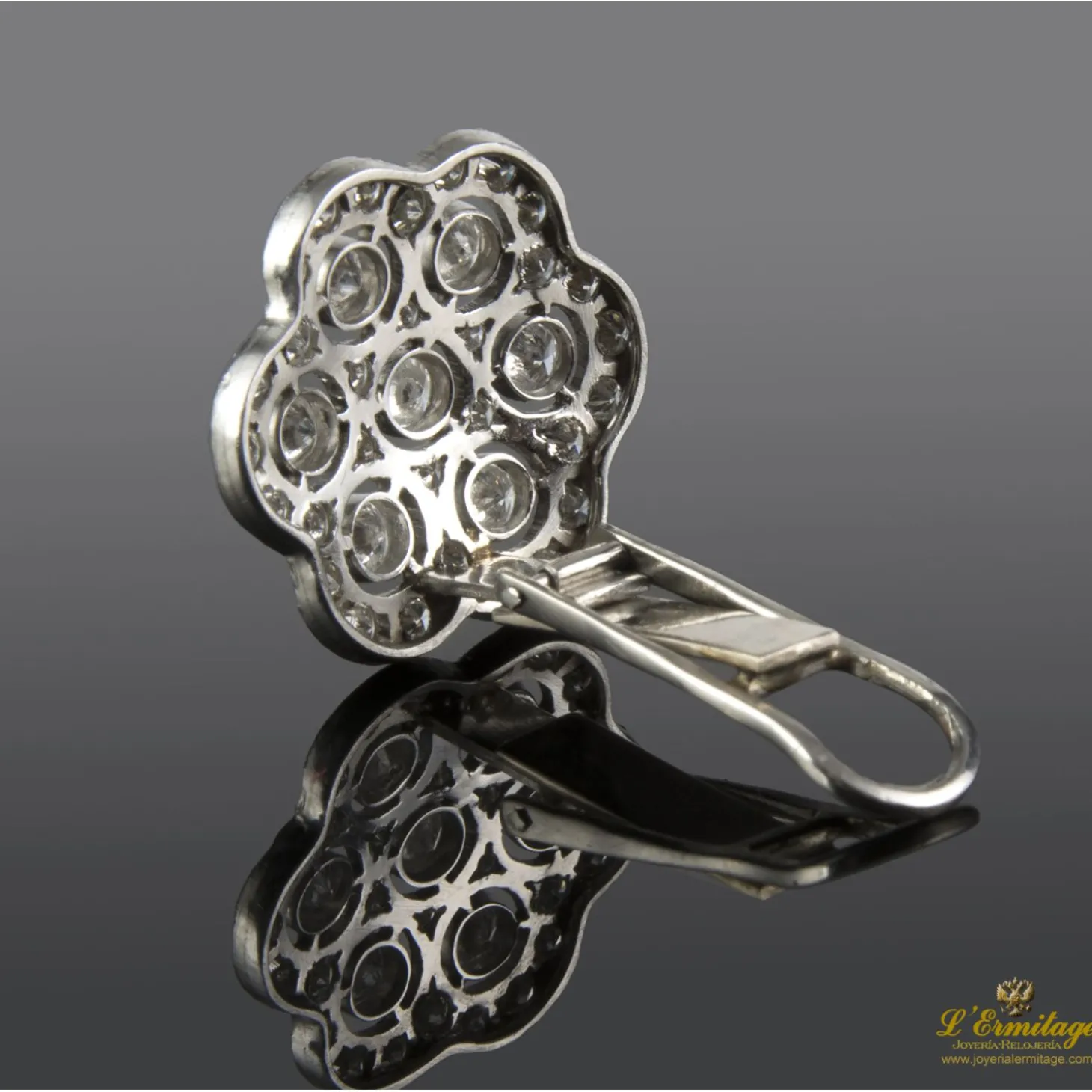 PENDIENTES Pendientes en oro blanco con brillantes