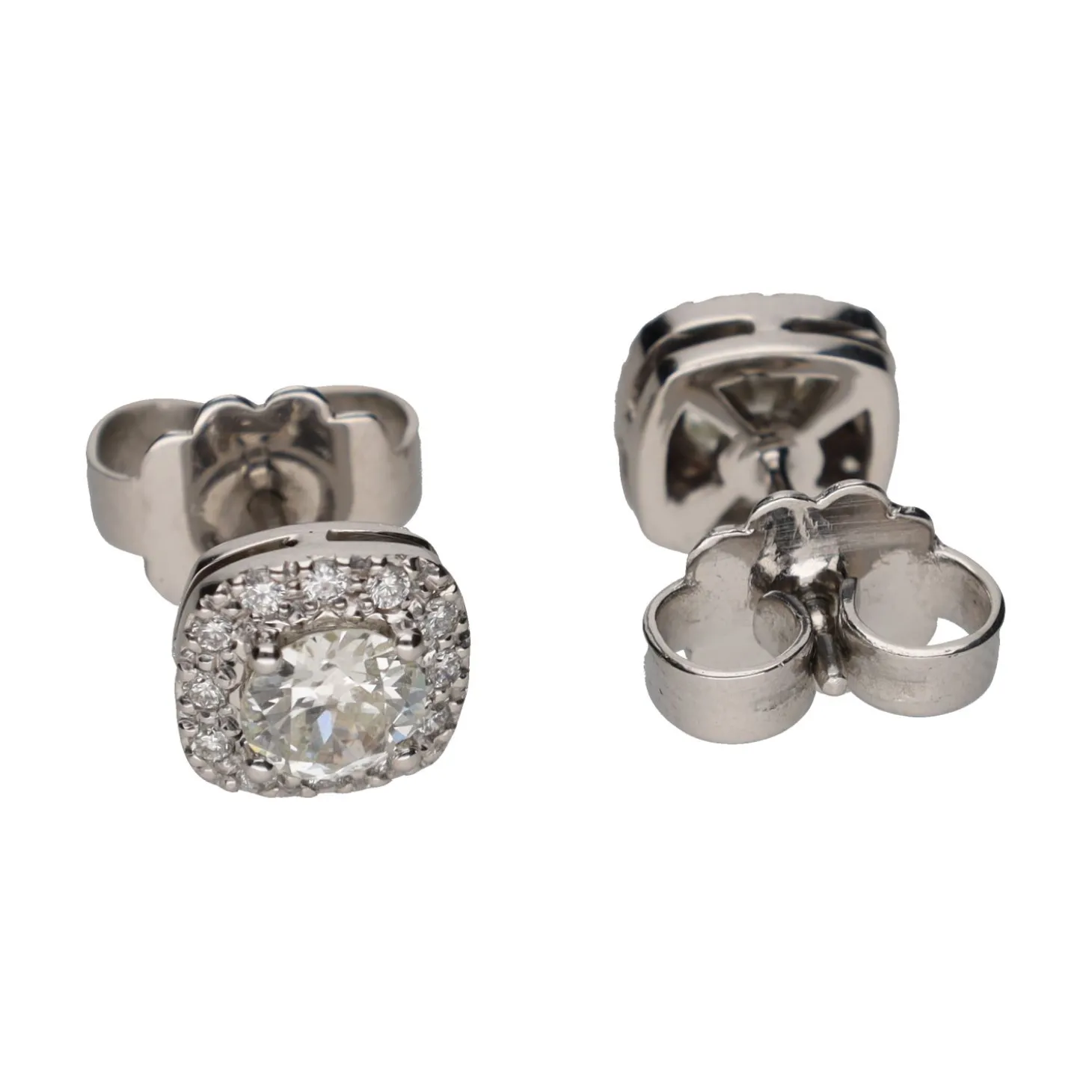 PENDIENTES Pendientes en oro blanco con brillantes.