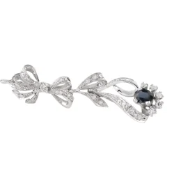 PENDIENTES Pendientes largos en oro blanco con zafiros y diamantes