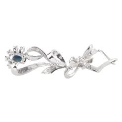 PENDIENTES Pendientes largos en oro blanco con zafiros y diamantes