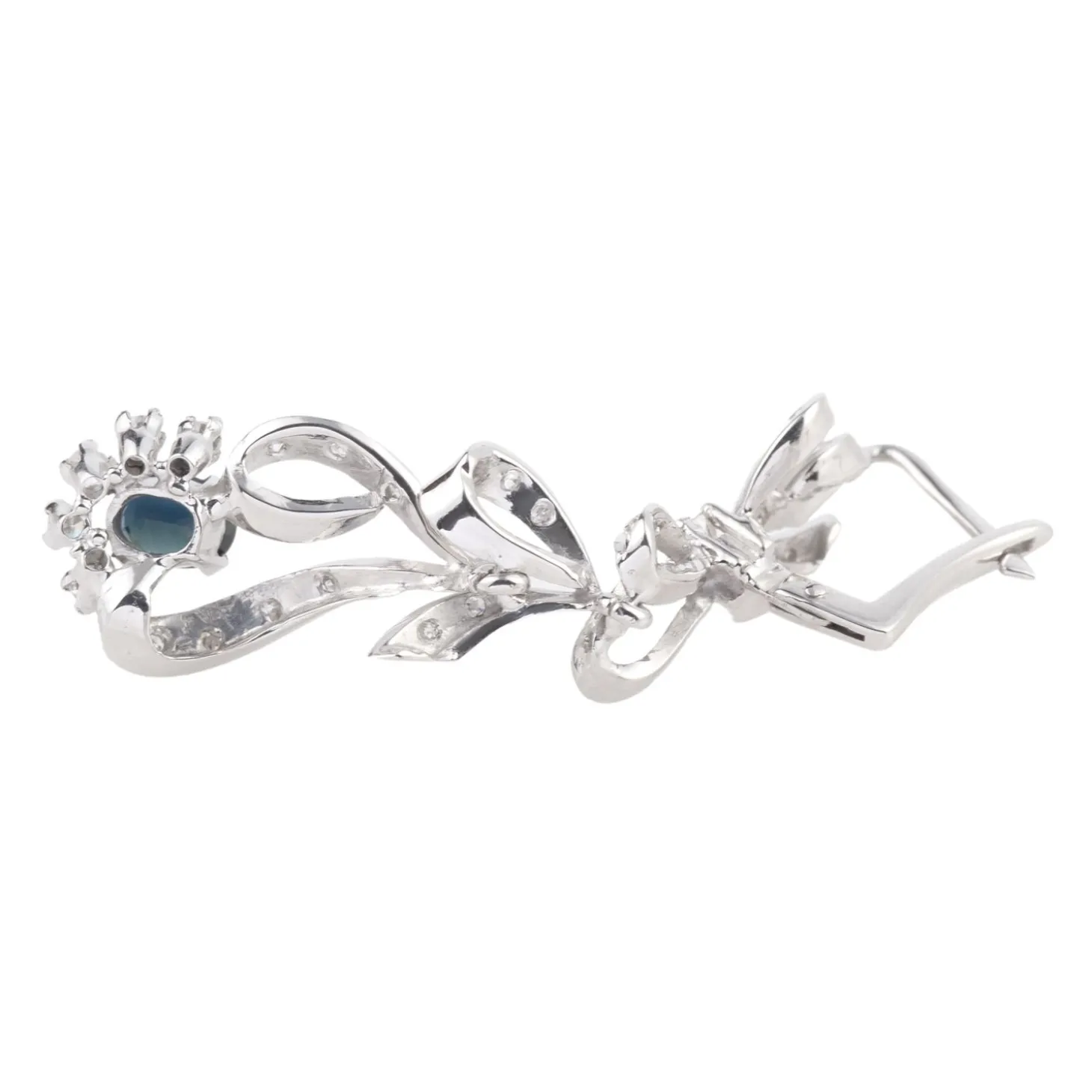 PENDIENTES Pendientes largos en oro blanco con zafiros y diamantes