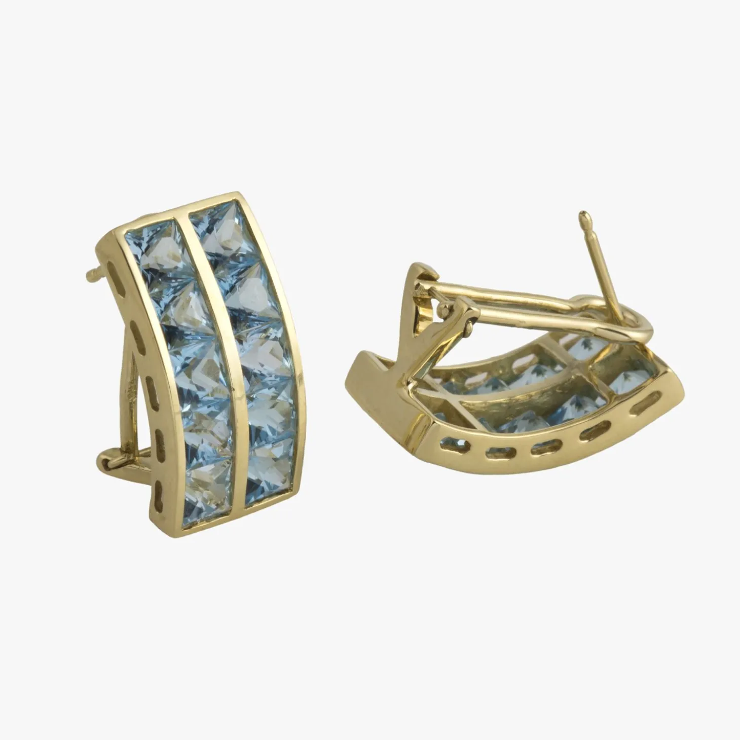 PENDIENTES Pendientes oro amarillo con piedras azules.