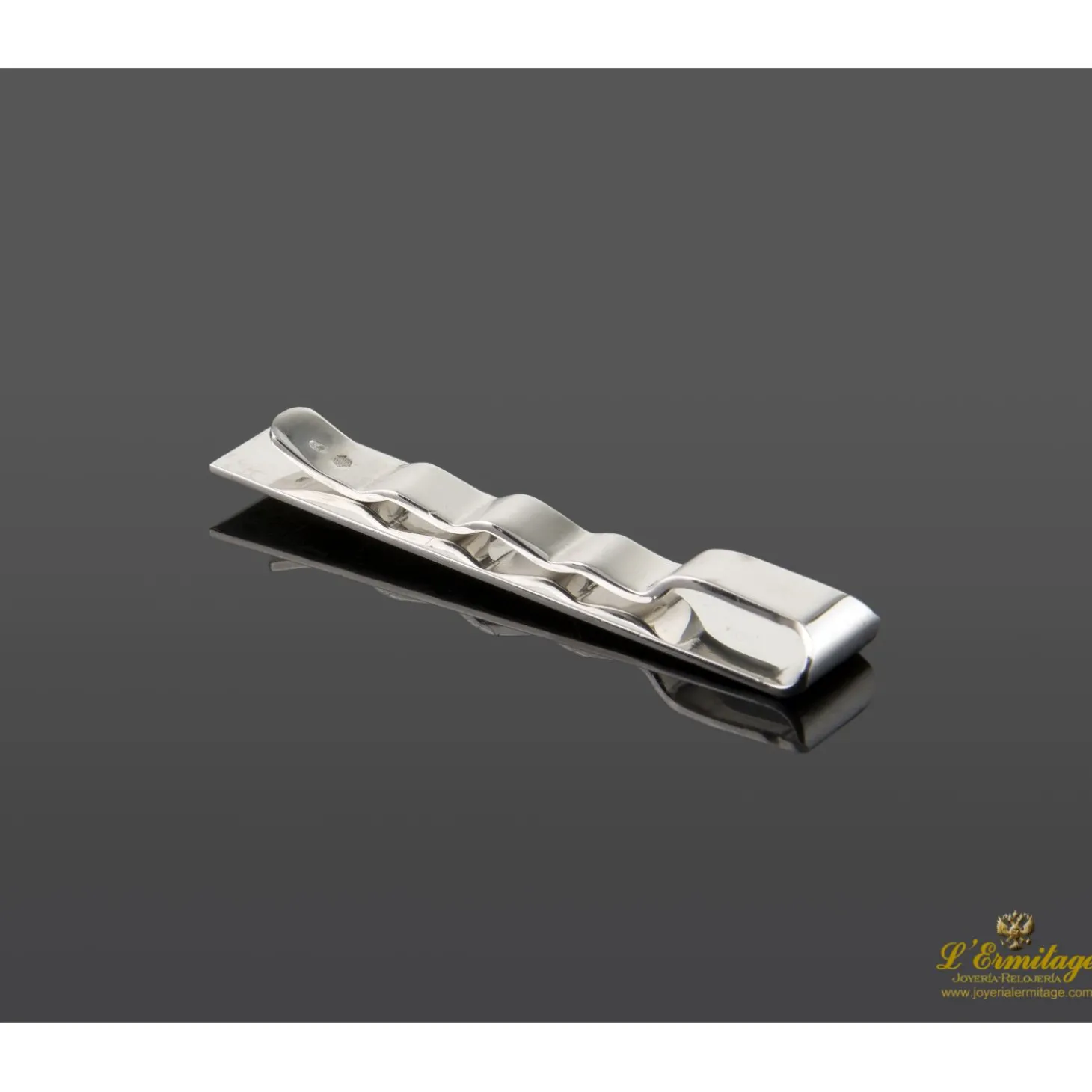 PISACORBATAS Pasador de corbata oro blanco y diamante.
