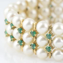 PULSERAS Pulsera antigua semirrígida oro amarillo perlas y esmeraldas