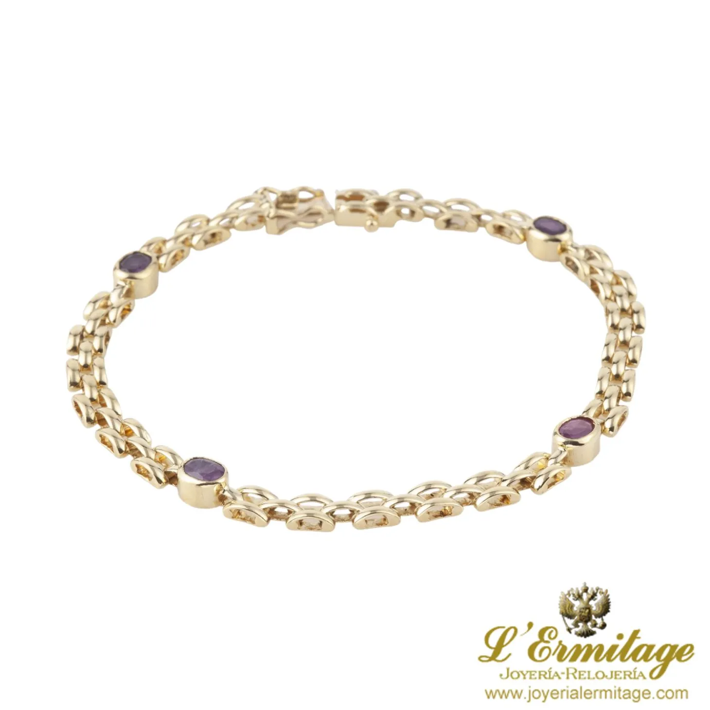 PULSERAS Pulsera realizada en oro amarillo con rubíes.