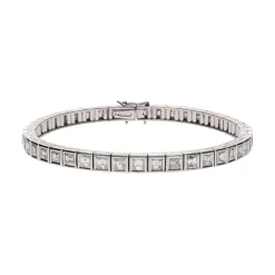 PULSERAS Pulsera riviere en oro blanco y diamantes naturales.