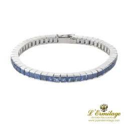 PULSERAS Pulsera riviere en oro blanco con zafiros naturales.