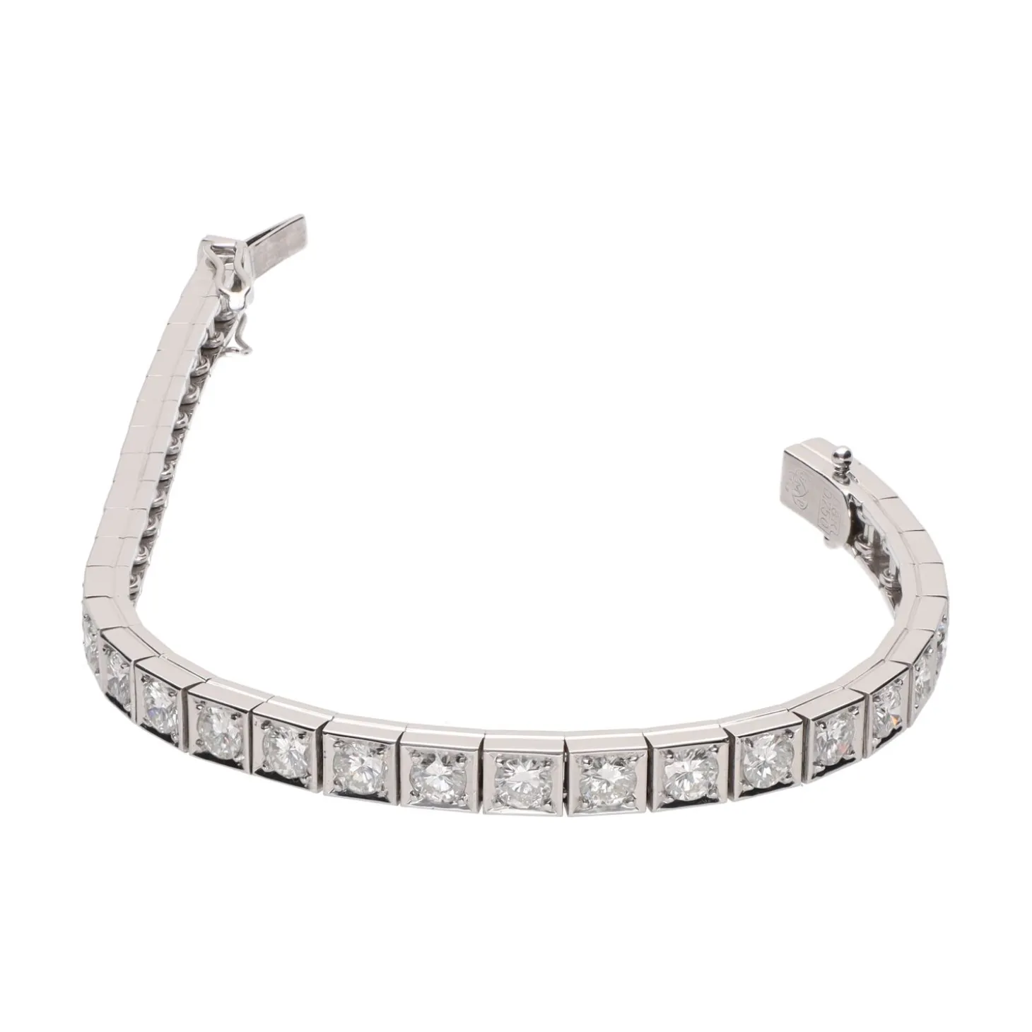 PULSERAS Pulsera riviere en oro blanco con brillantes.