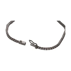 PULSERAS Pulsera riviere en oro blanco con brillantes.