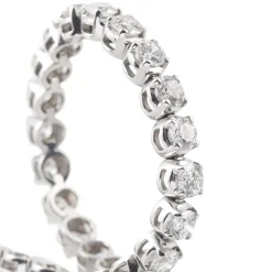 PULSERAS Pulsera riviere en oro blanco con brillantes.