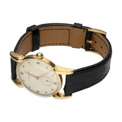 VACHERON CONSTANTIN Clásico en oro amarillo cuerda manual 30mm.